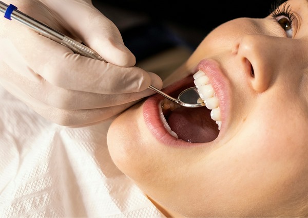 Consultation & Dental Check Up